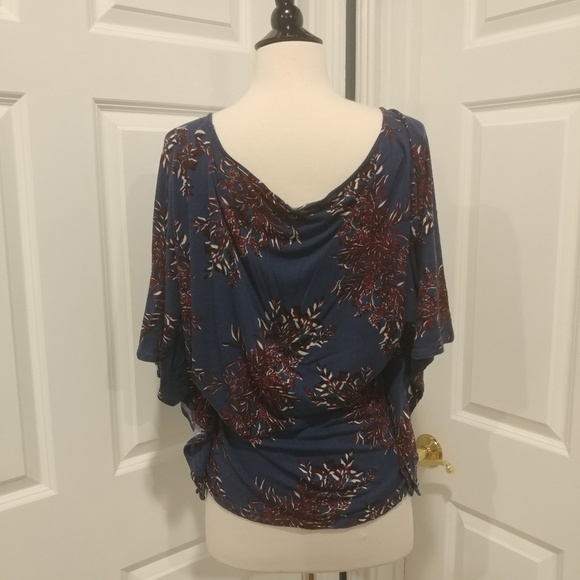 💖 OVER THE SHOULDER TUNIC 💖 - Picture 4 of 5